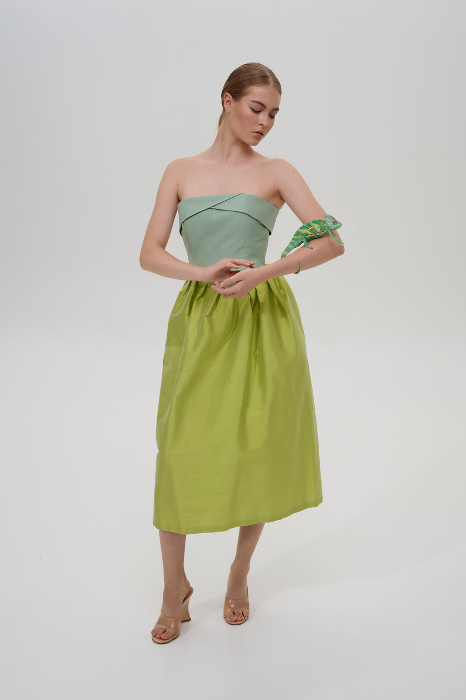 Pleated strapless midi dress Pleated strapless midi dress
